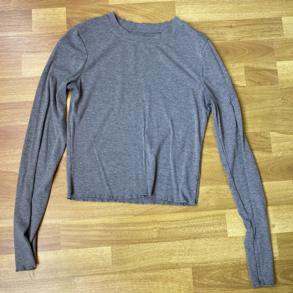 Aeropostale Lettuce Trim Long Sleeve